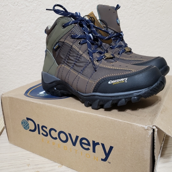 Boots - Picture 3 of 4